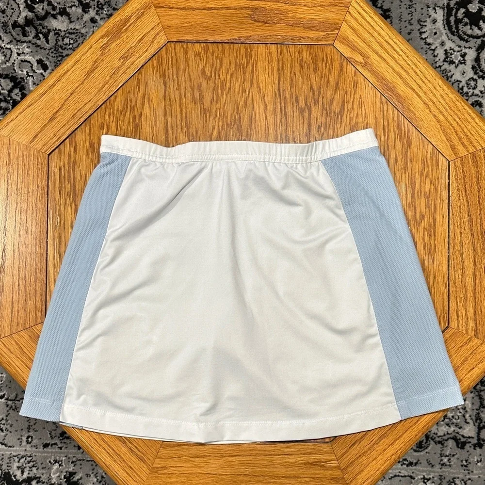 *TAIL* White x Blue Mini Golf Skort Size Small